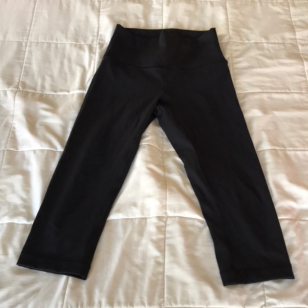 Lululemon high rise crops
